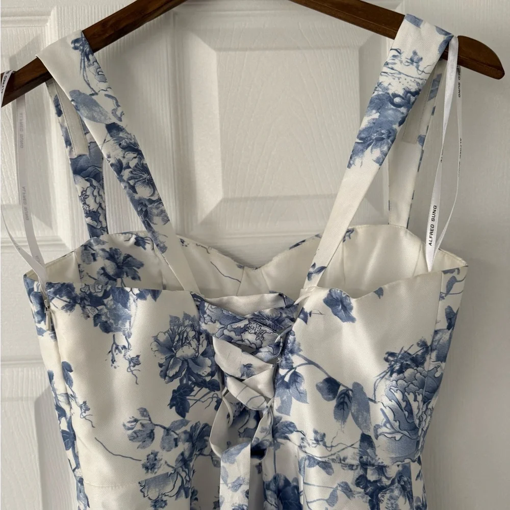 ALFRED SUNG Blue Floral Lace Up A-Line Gown - Picture 11 of 16